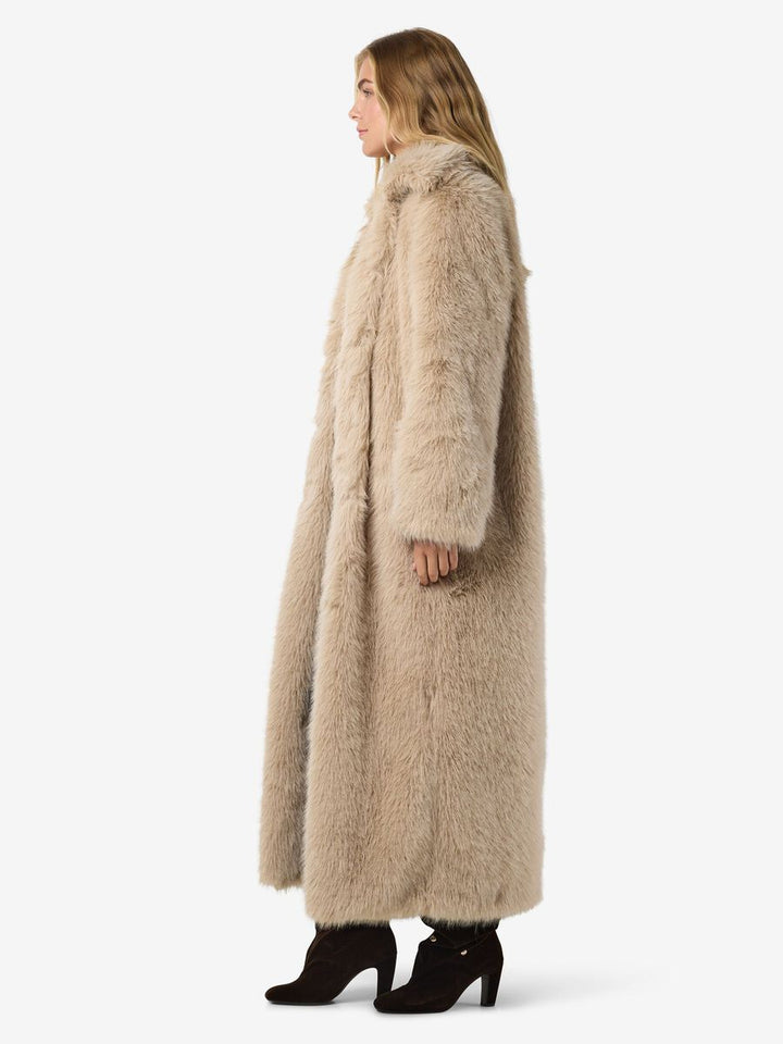 Mevie Fur X-Long Coat