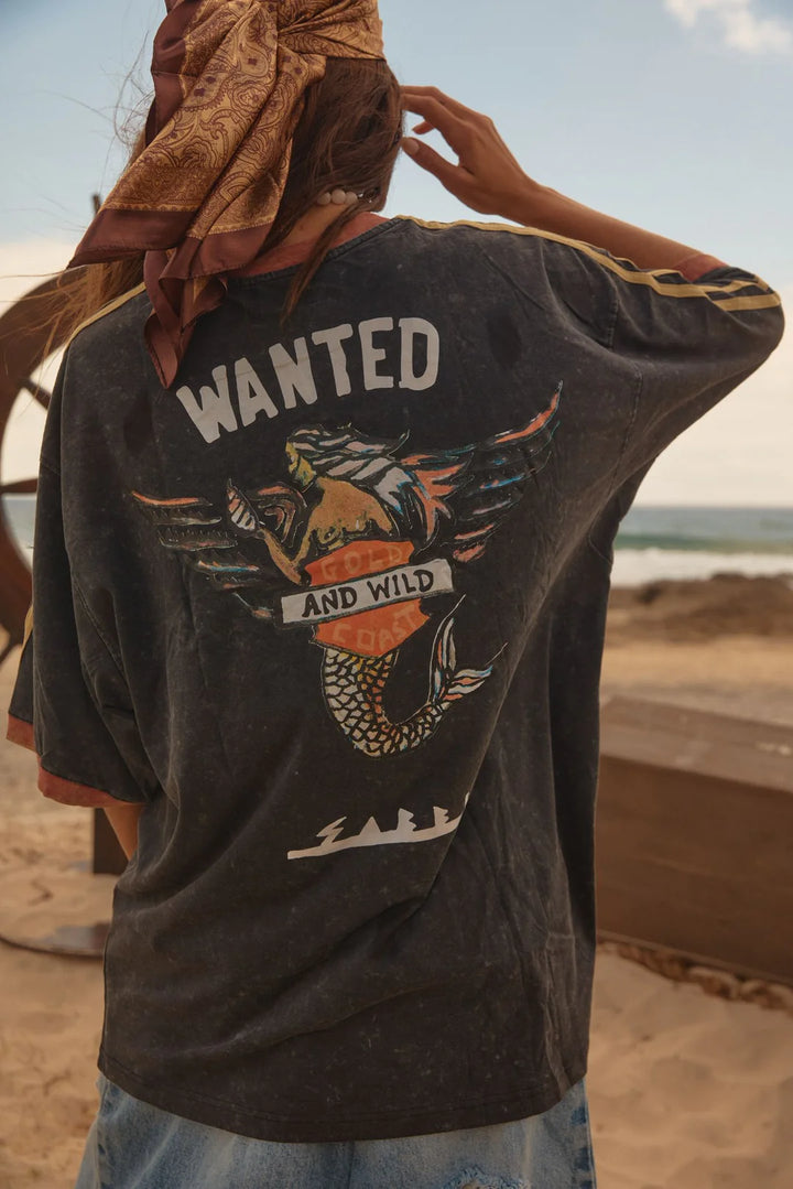 Flying Mermaid Tee- Black