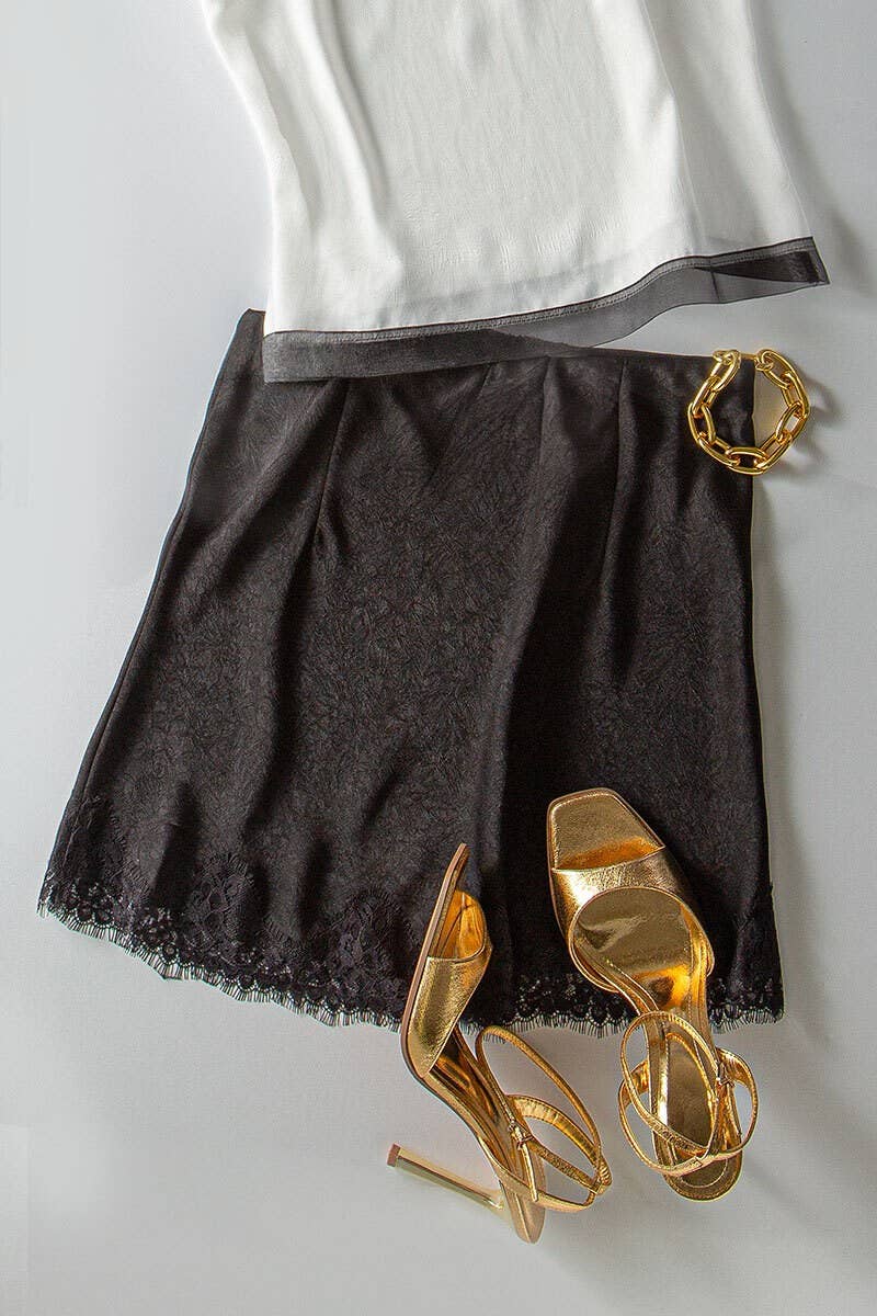 Scalloped Trim Mini Skirt