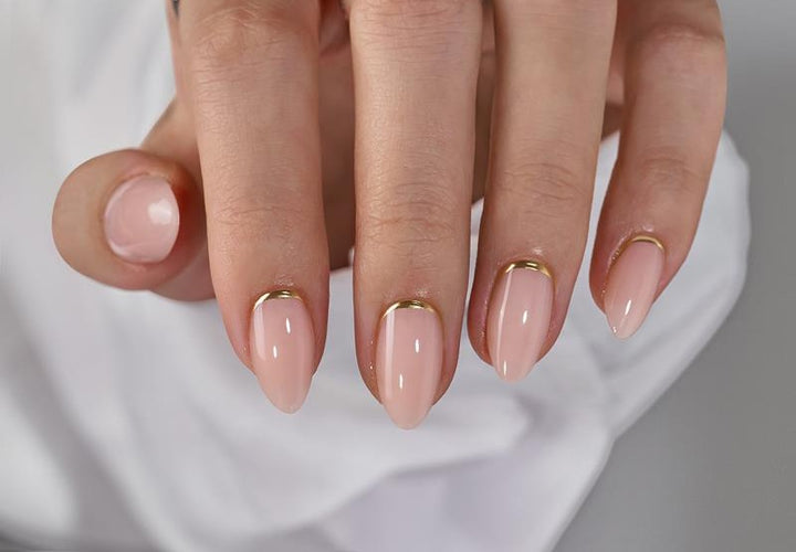 Halo- Gold Short Almond