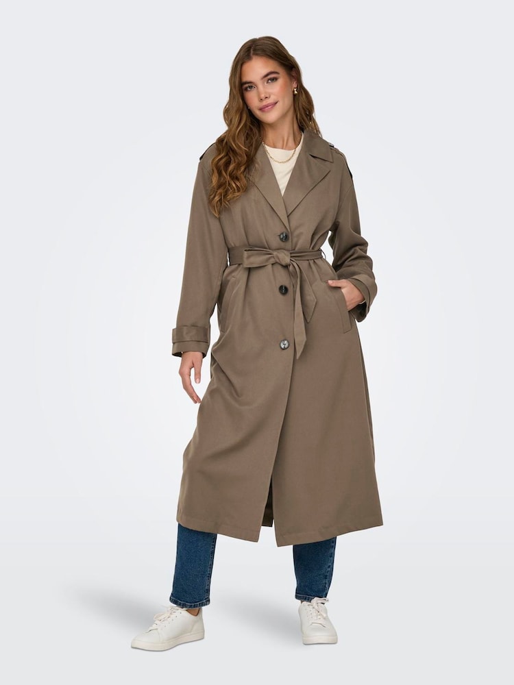 Chloe Trench