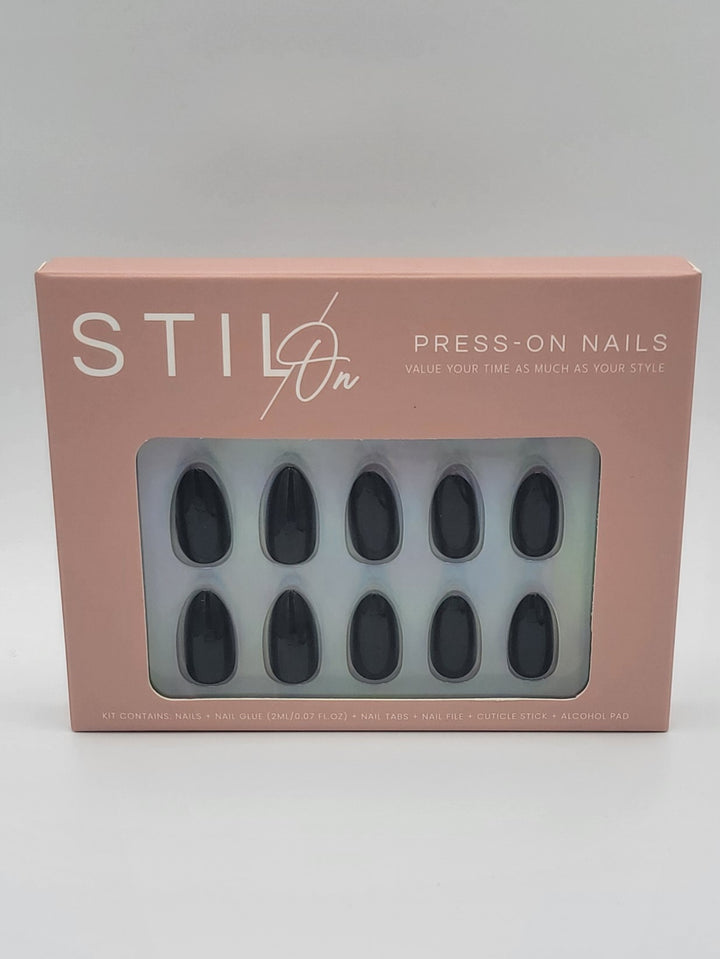 Blacked out  - Short Almond