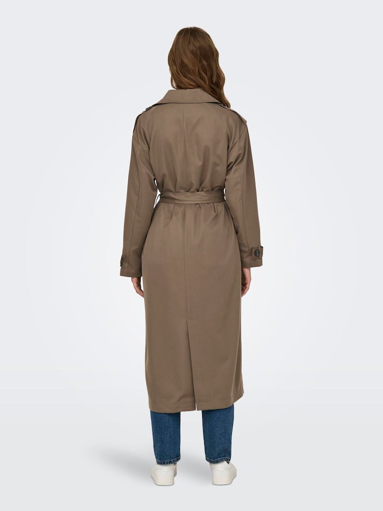 Chloe Trench