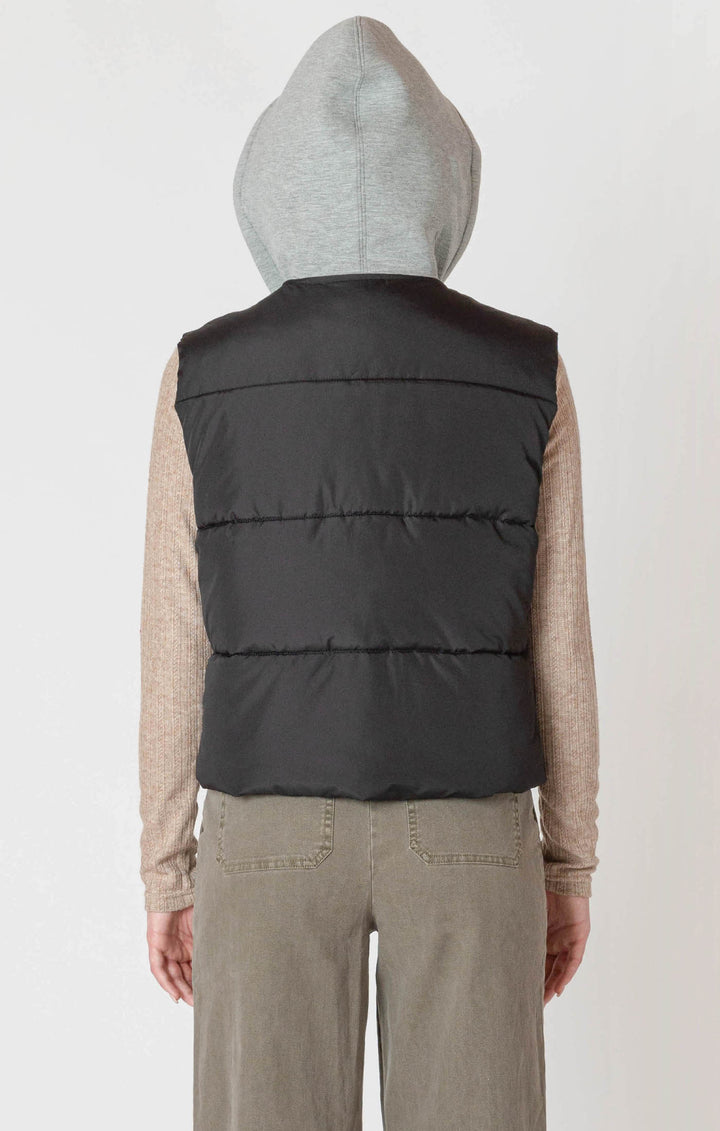 Della Short Hood Puffer Vest