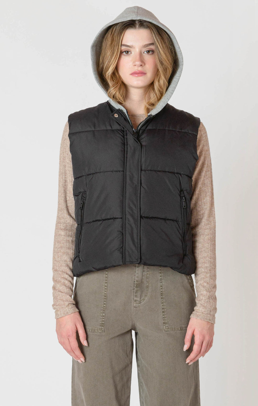Della Short Hood Puffer Vest