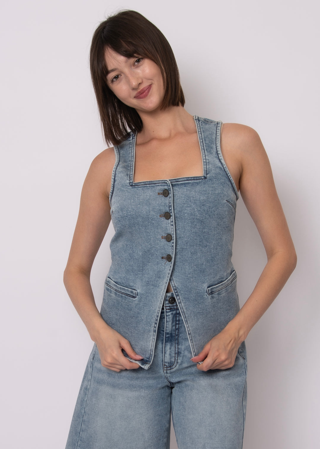 Vesta Stretch Button Up Top