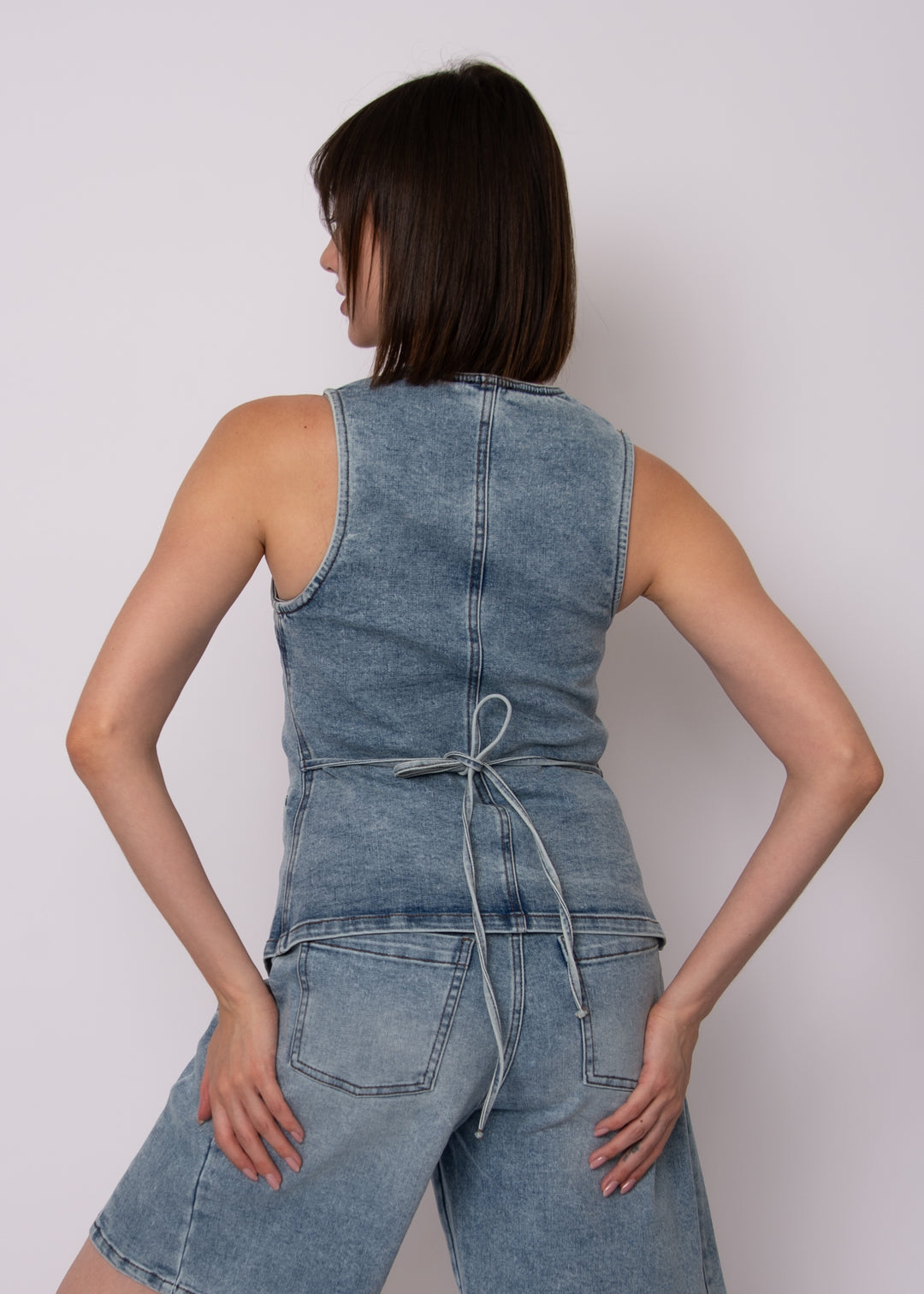 Vesta Stretch Button Up Top