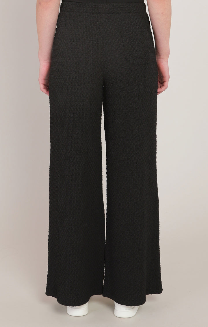 Nila Textured Pant